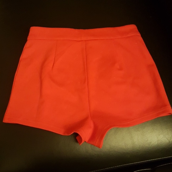 Shorts - Picture 2 of 2